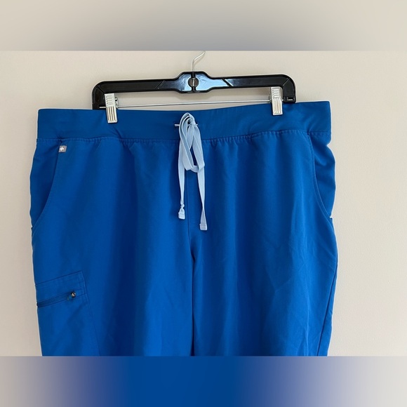 FIGS Zamora Jogger Scrub Pants in Royal Blue, 3XL/P - Picture 4 of 11